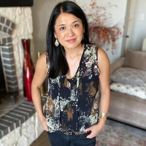 Cabi 4185 Incandescent Top Fall 2021 Medium EUC